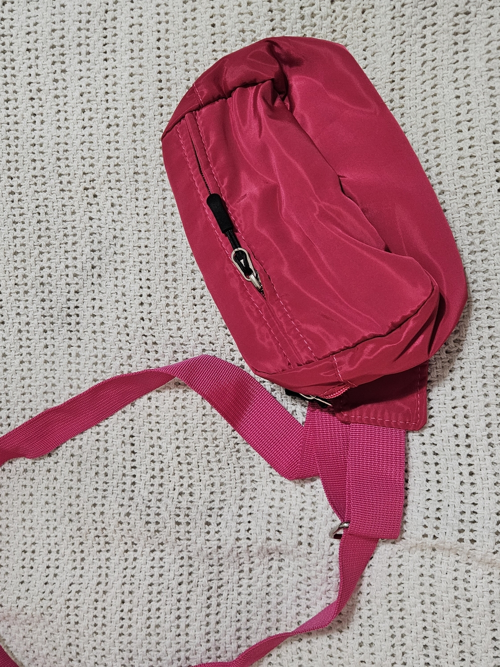 Vibrant Hot Pink Women's Crossbody Bag - Lightweight Everyday Style